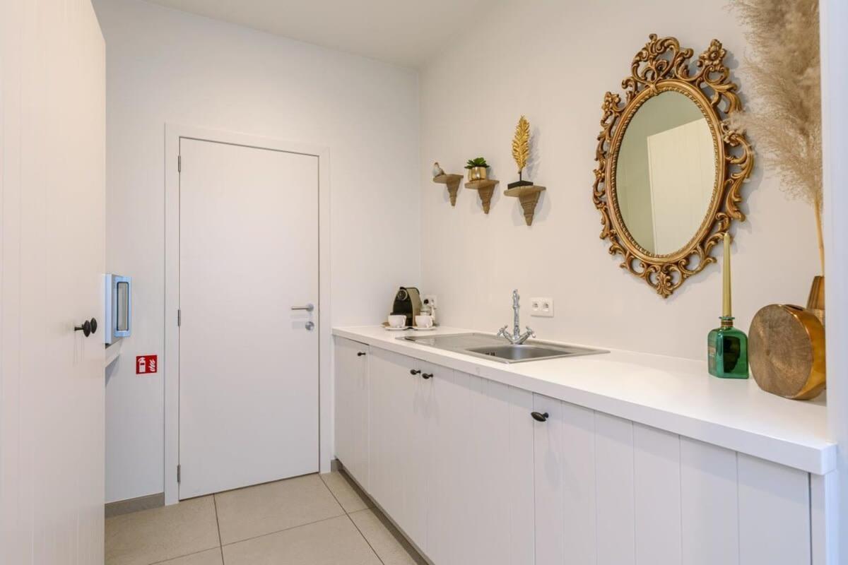 Huswell - Stylish Studio In The Heart Of Брюж Екстериор снимка
